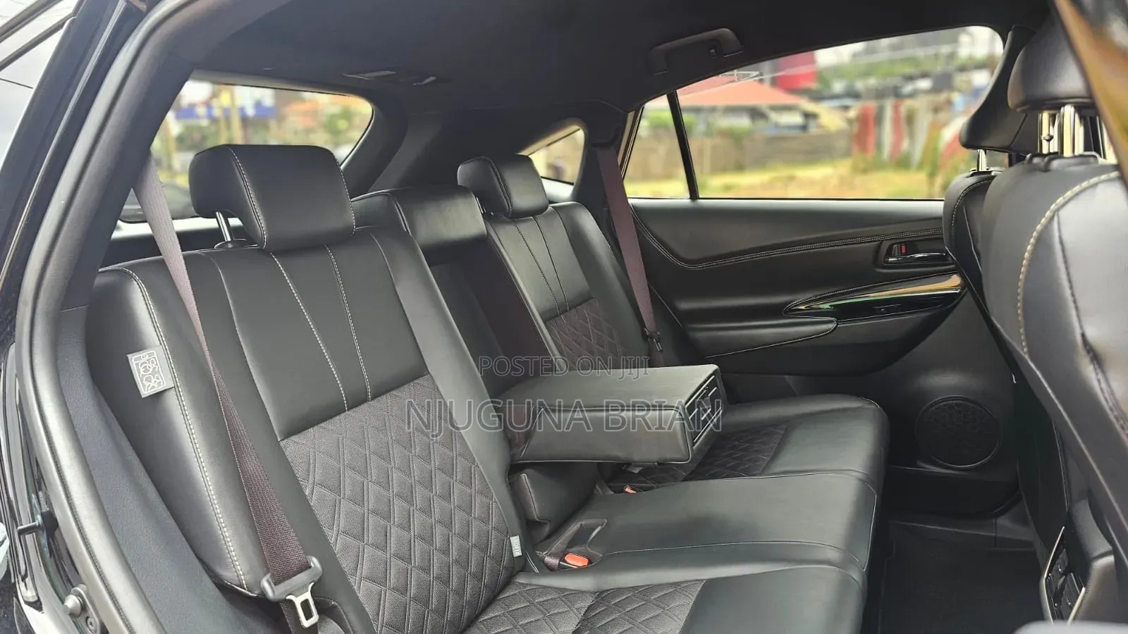 Toyota Harrier 2.0 2019 Black