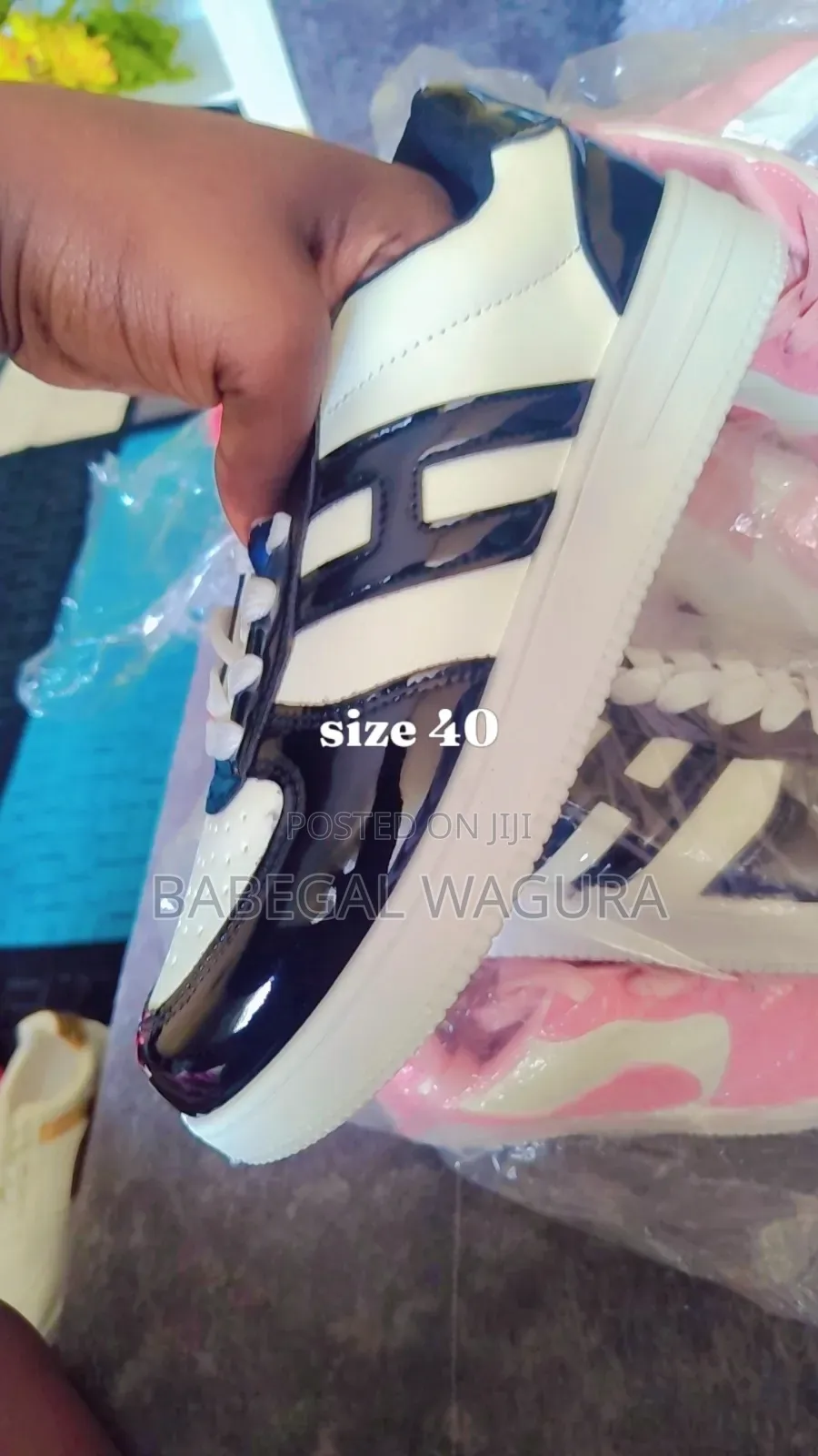 Tinne Shoe Hub