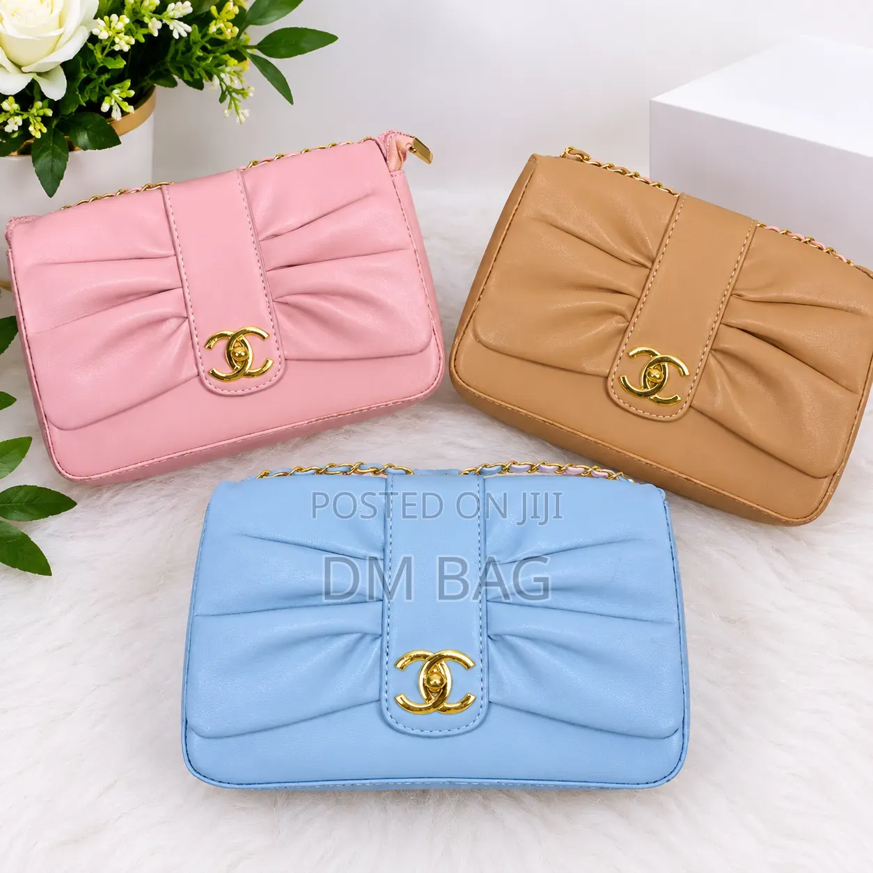 Elegant Ruched Chain Bag