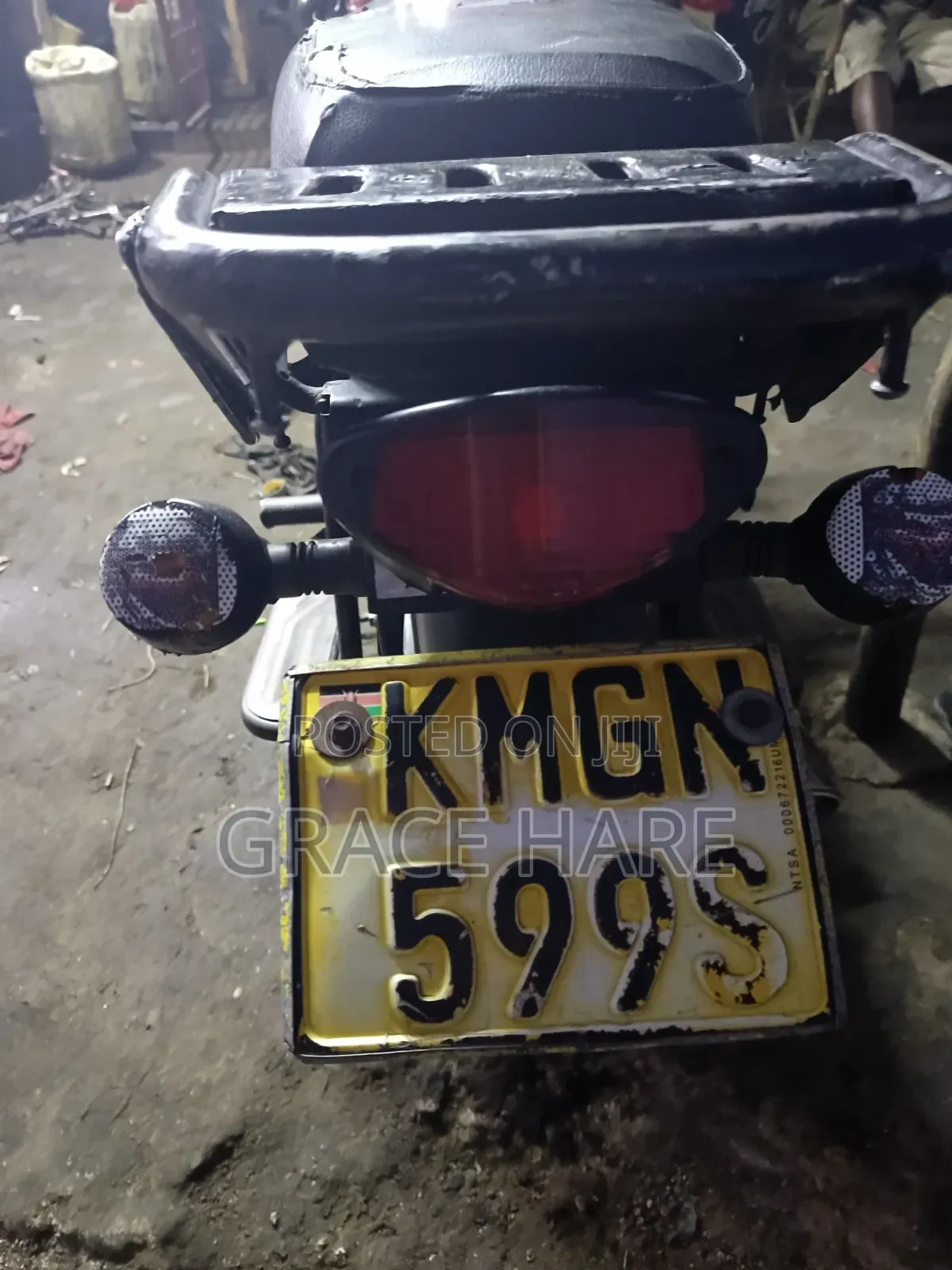Bajaj Boxer 125 2021 Red
