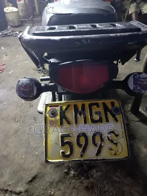 Bajaj Boxer 125 2021 Red