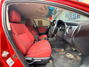 Toyota Auris 2014 Red