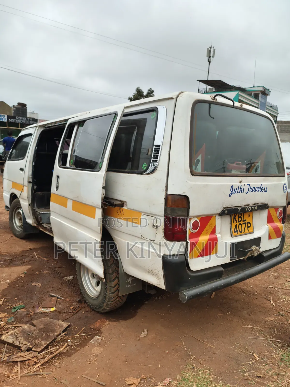 Toyota HiAce 2003 White