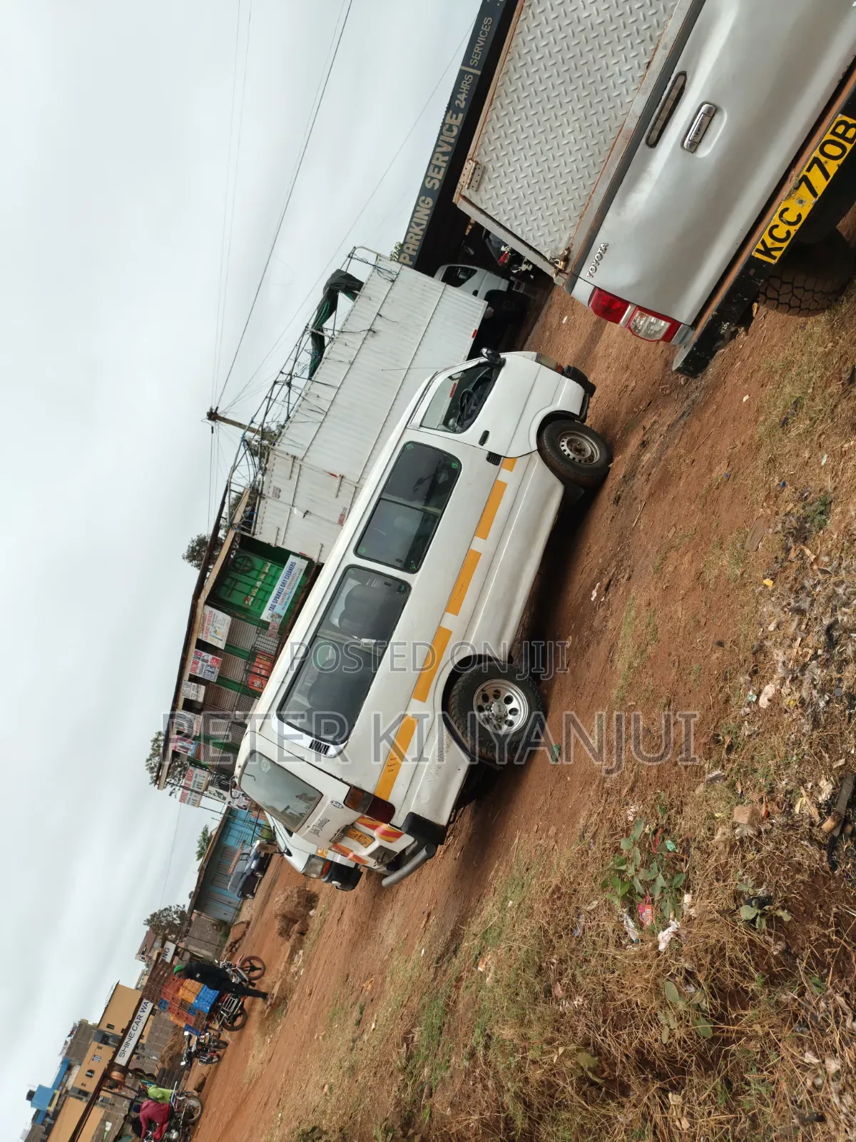 Toyota HiAce 2003 White