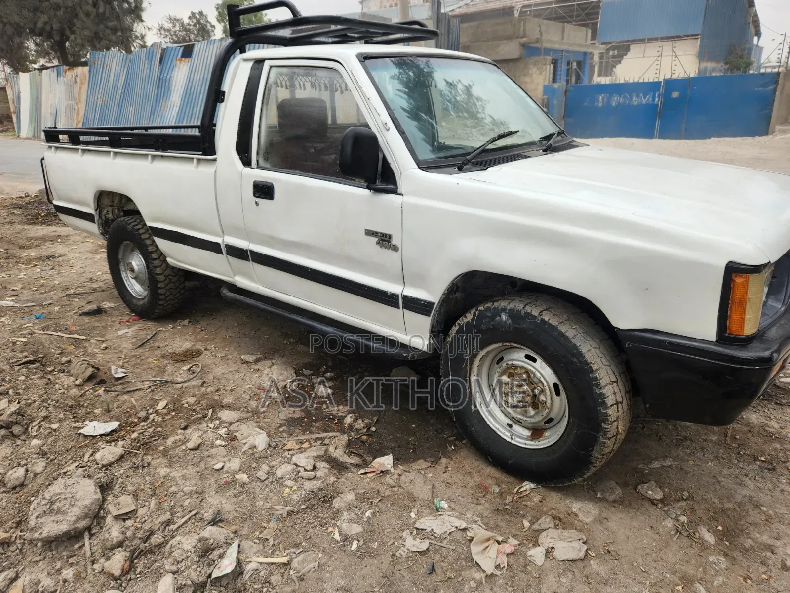 Mitsubishi L200 2001 White