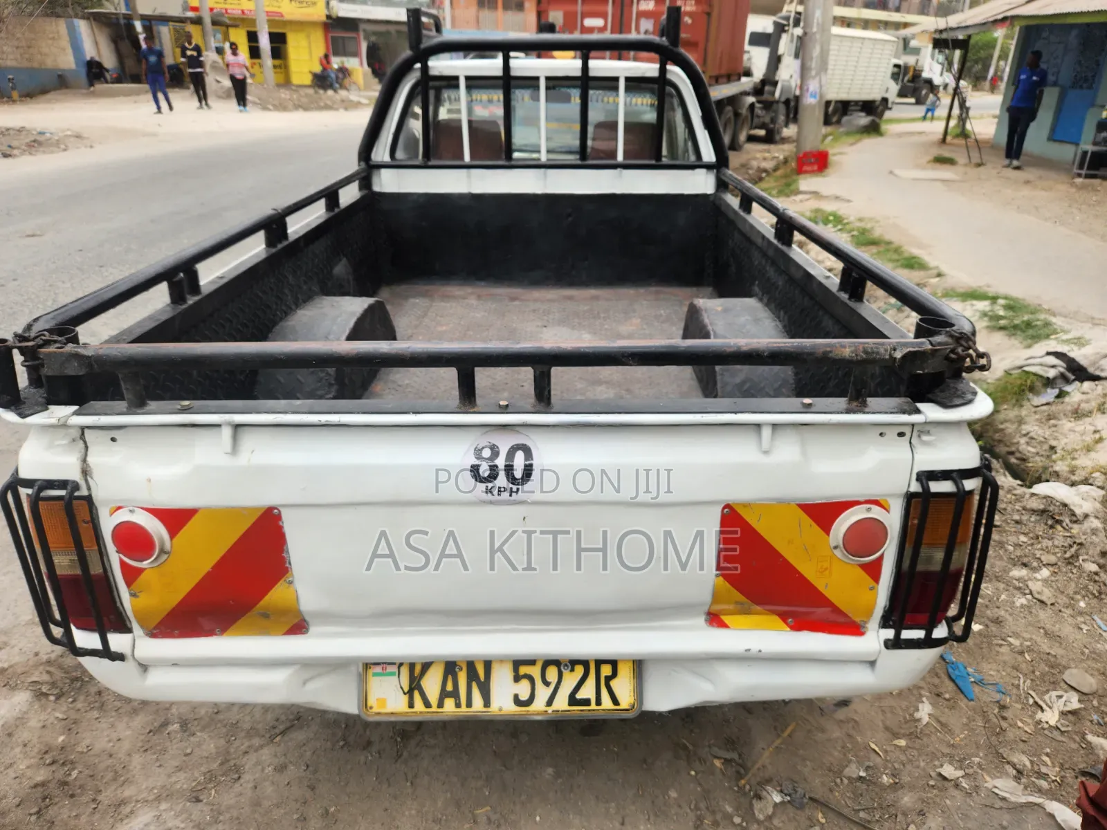 Mitsubishi L200 2001 White
