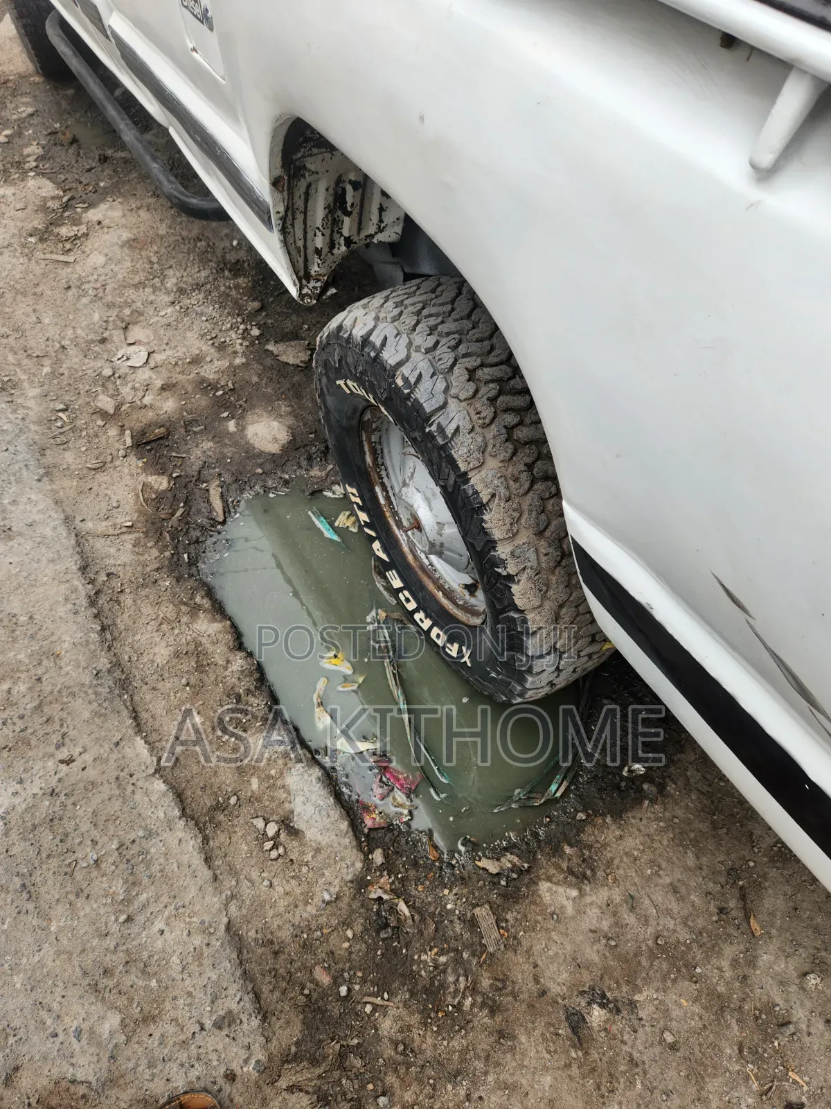 Mitsubishi L200 2001 White