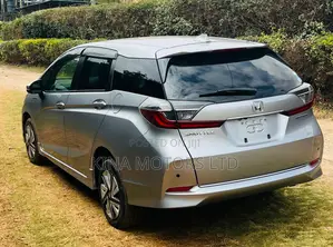 Honda Shuttle 2020 Silver