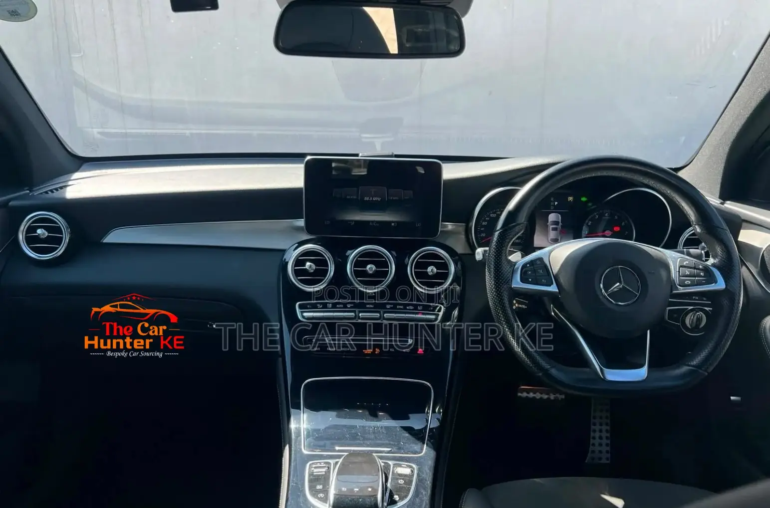Mercedes-Benz 200 2019 Black