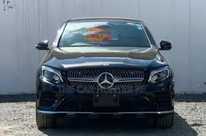 Mercedes-Benz 200 2019 Black