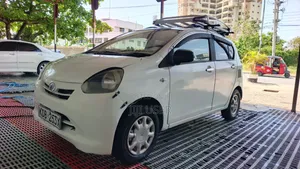 Daihatsu Mira 2013 White