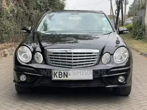 Mercedes-Benz E320 2004 Black