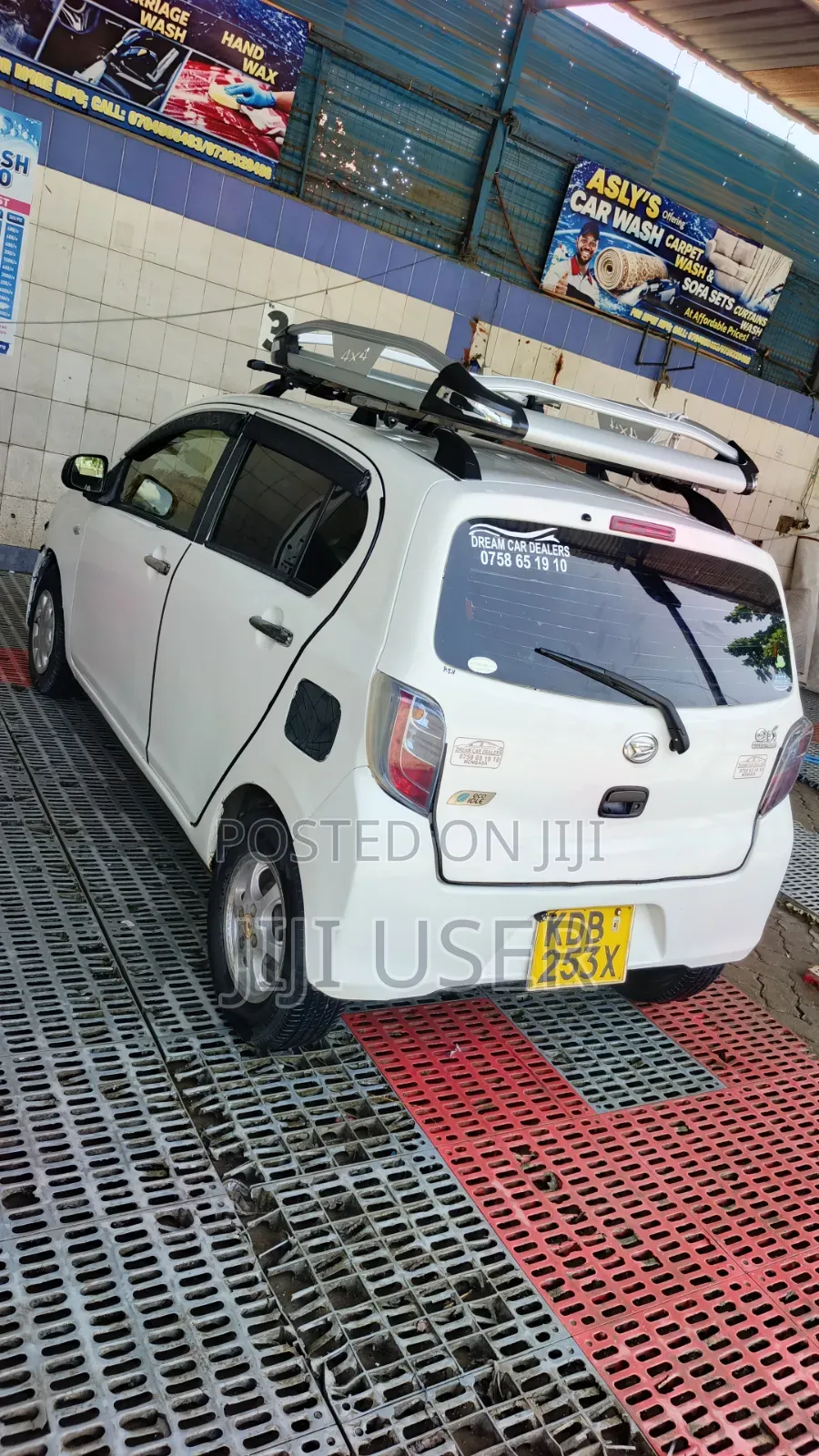 Daihatsu Mira 2013 White