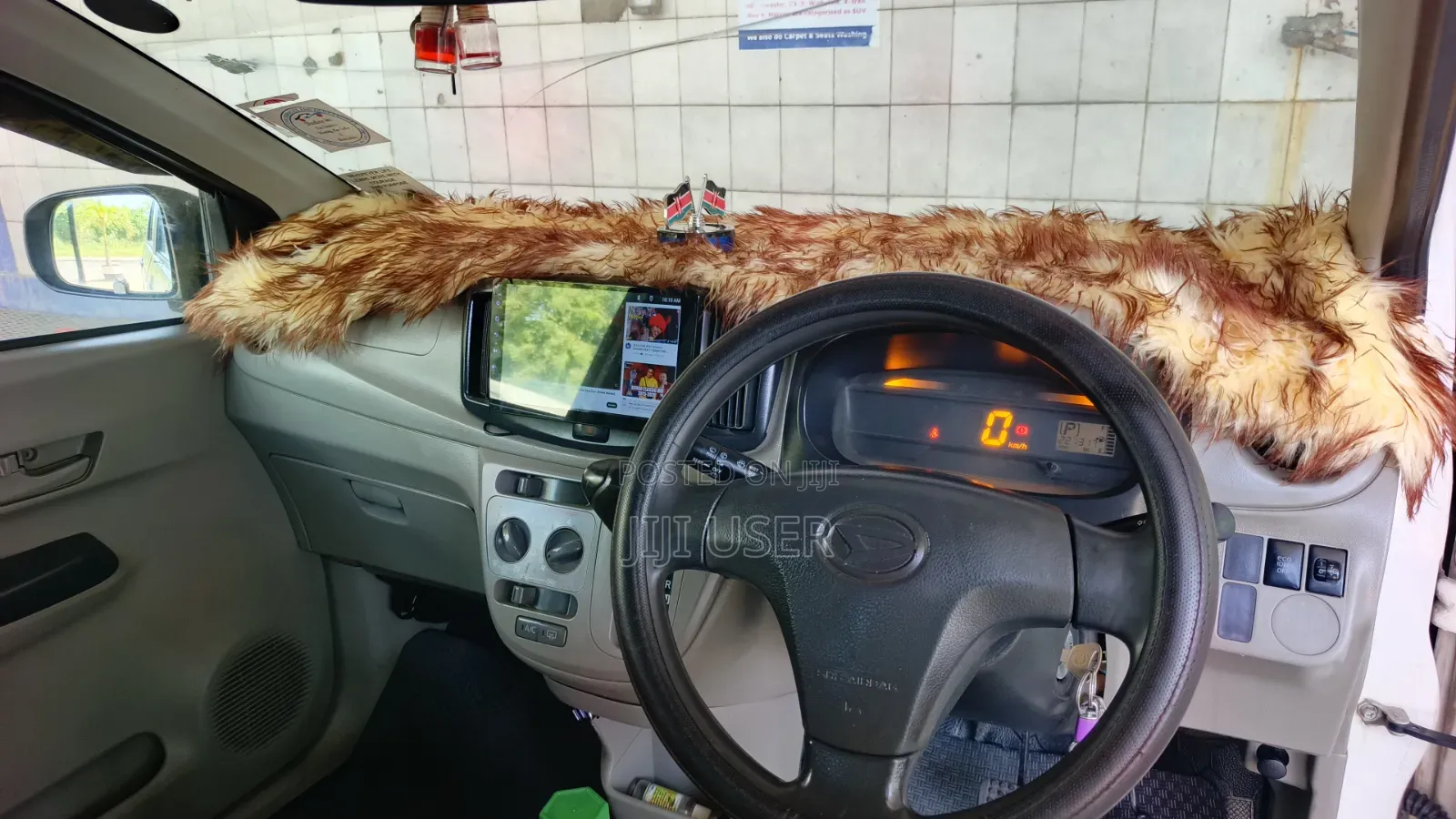 Daihatsu Mira 2013 White