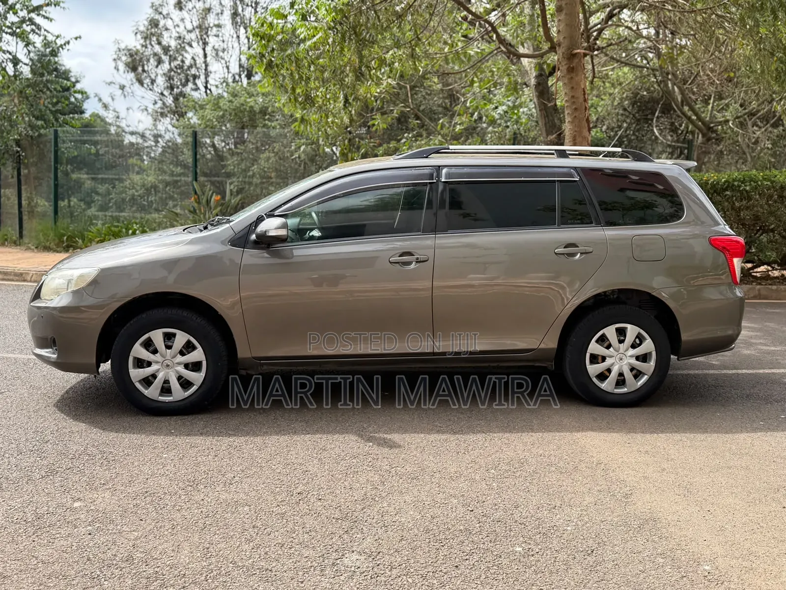 Toyota Corolla Fielder 2011 Gray