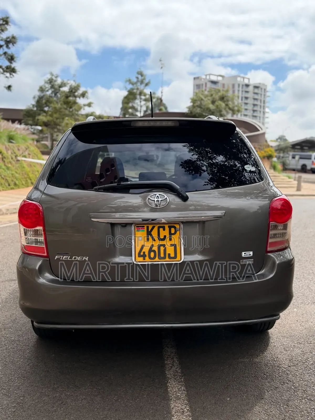 Toyota Corolla Fielder 2011 Gray