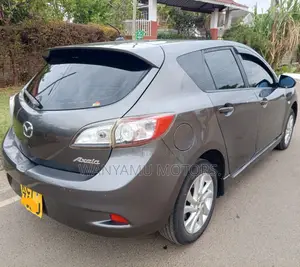 Mazda Axela 2012 Gray
