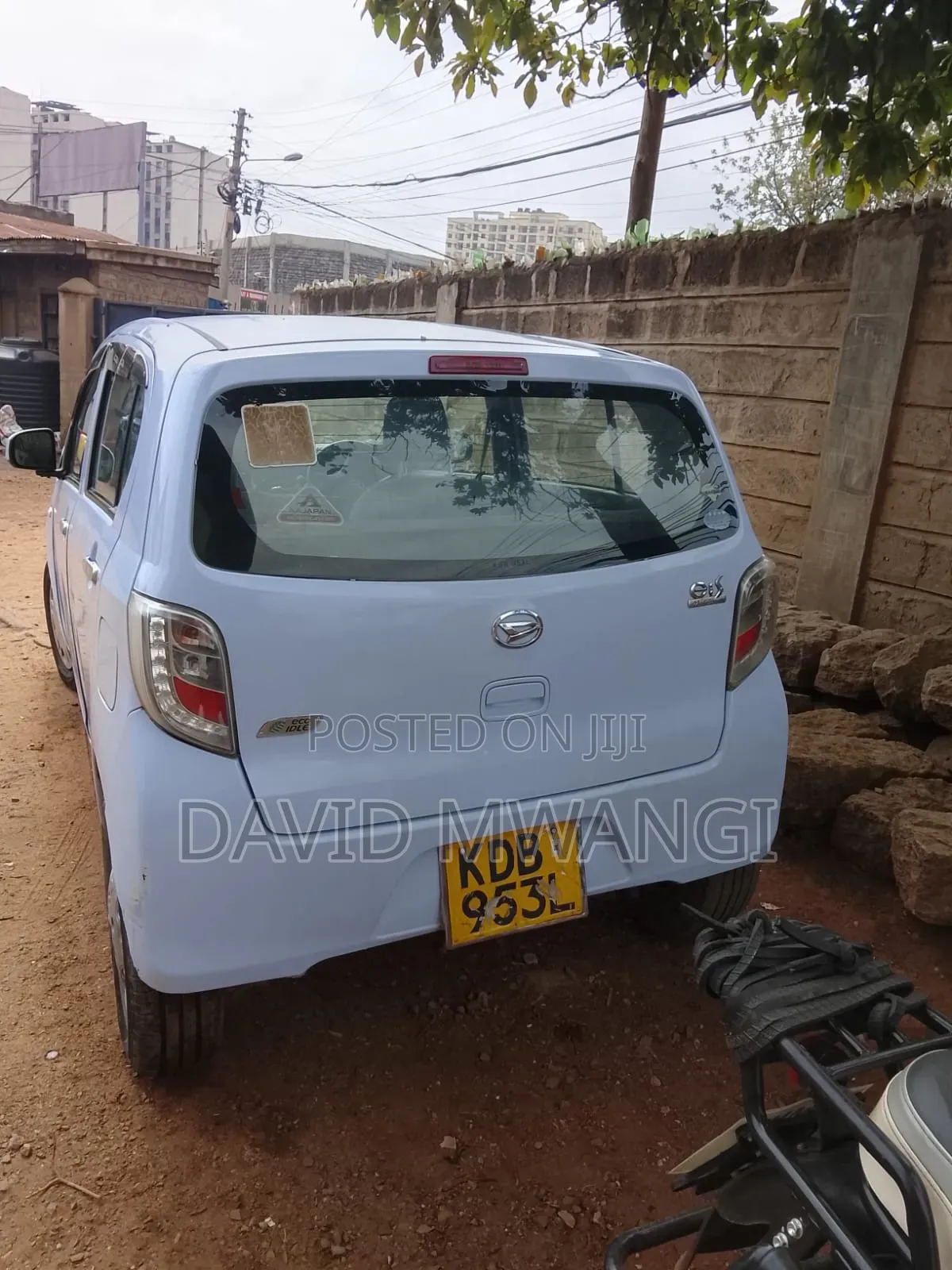 Daihatsu Move Conte 2012 Blue