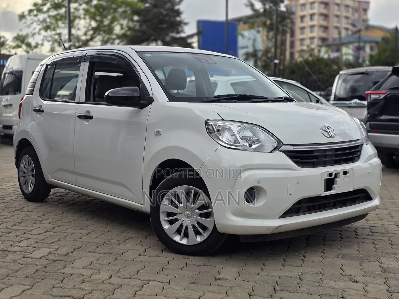 Toyota Passo 2019 White