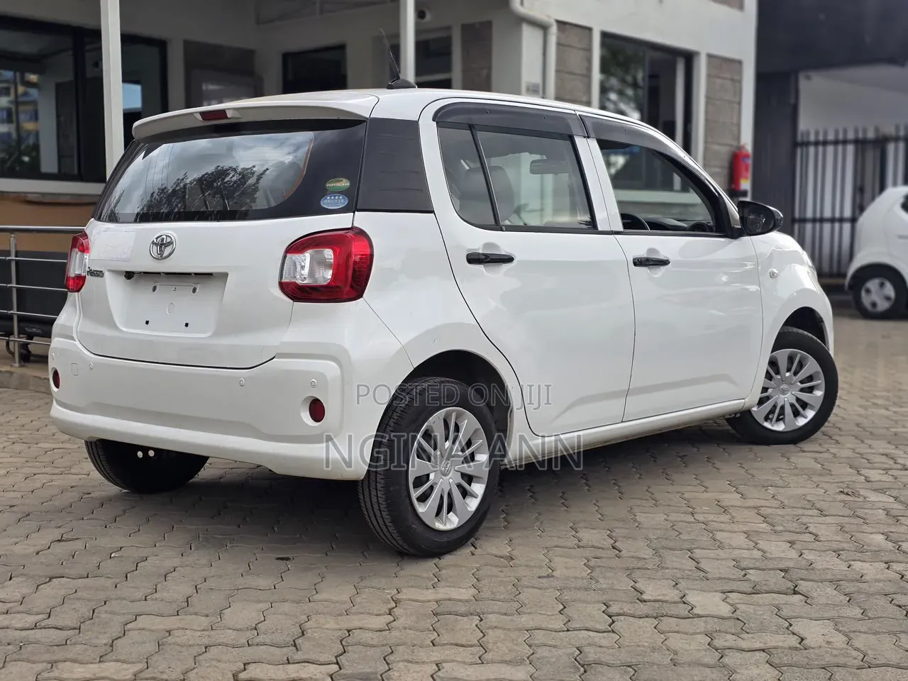 Toyota Passo 2019 White