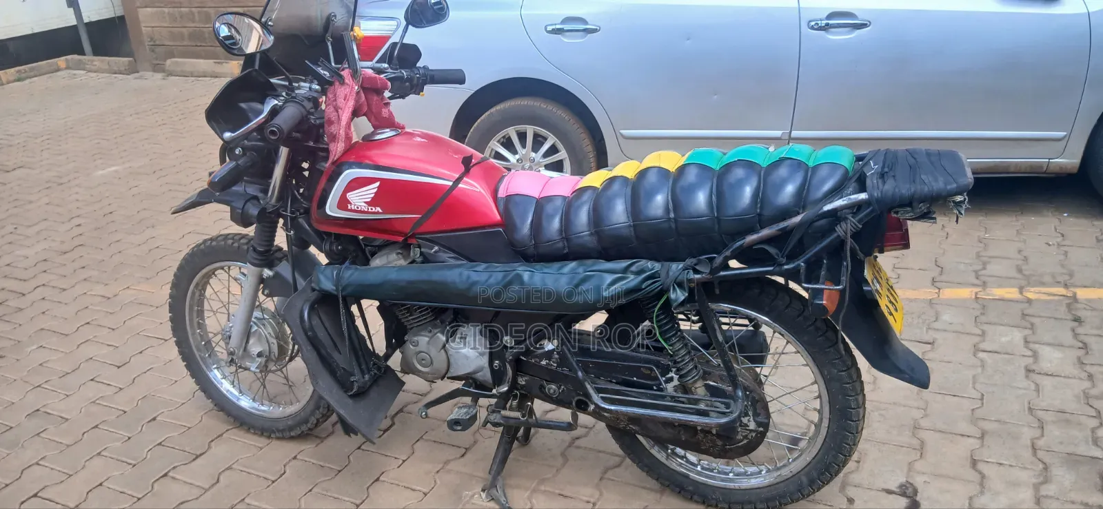 Honda 2022 Red
