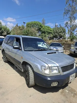 Subaru Forester 2.0 S 2000 Silver