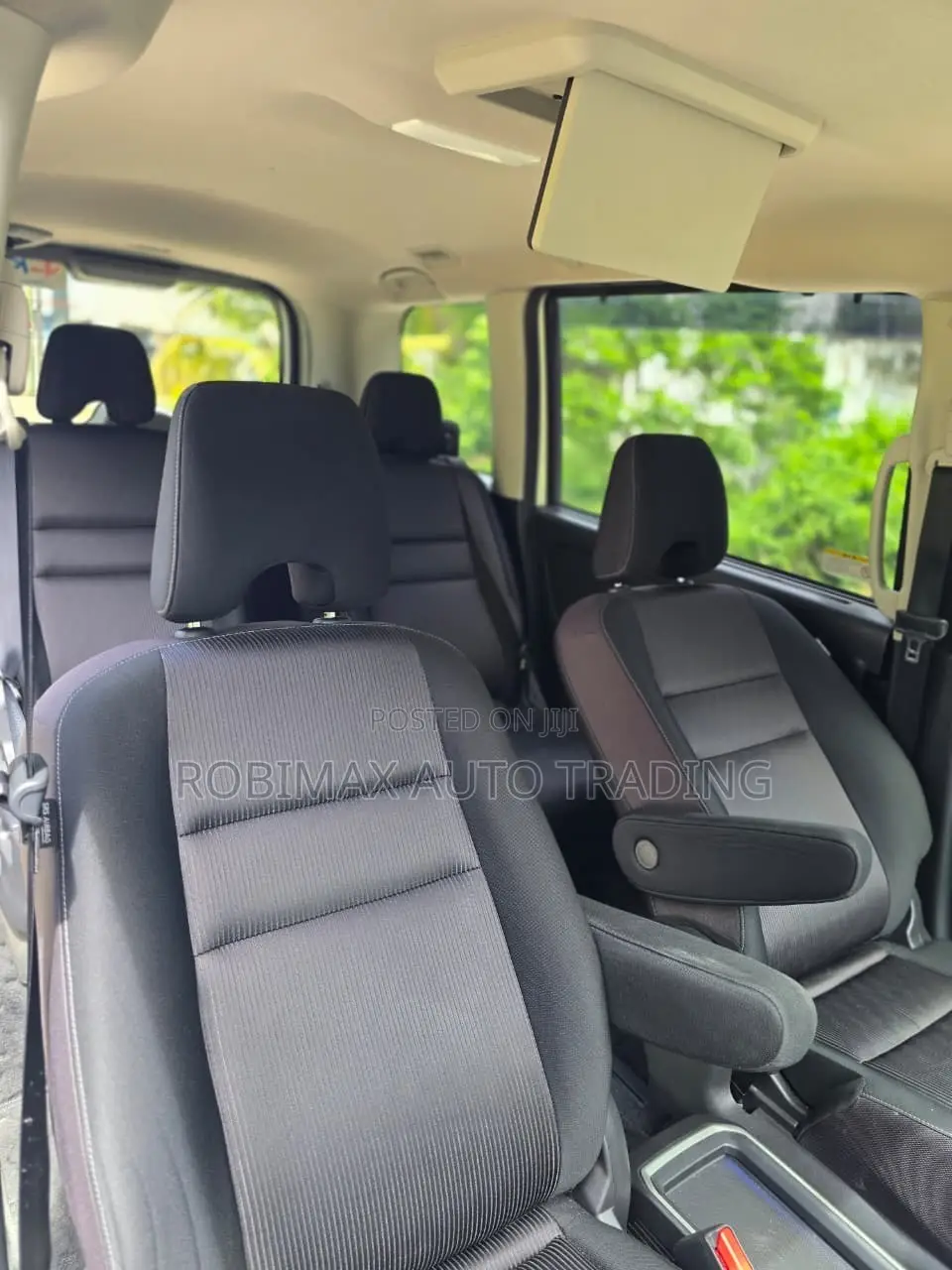 Nissan Serena 2019 White