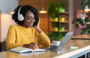 Remote Business Professional (LADY)