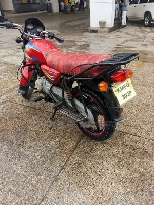 Bajaj Boxer 150 UG 2021 Red