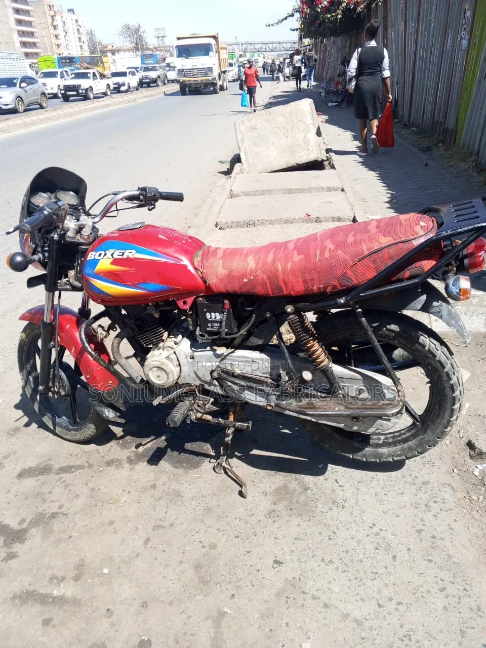 Bajaj Boxer 150 UG 2021 Red