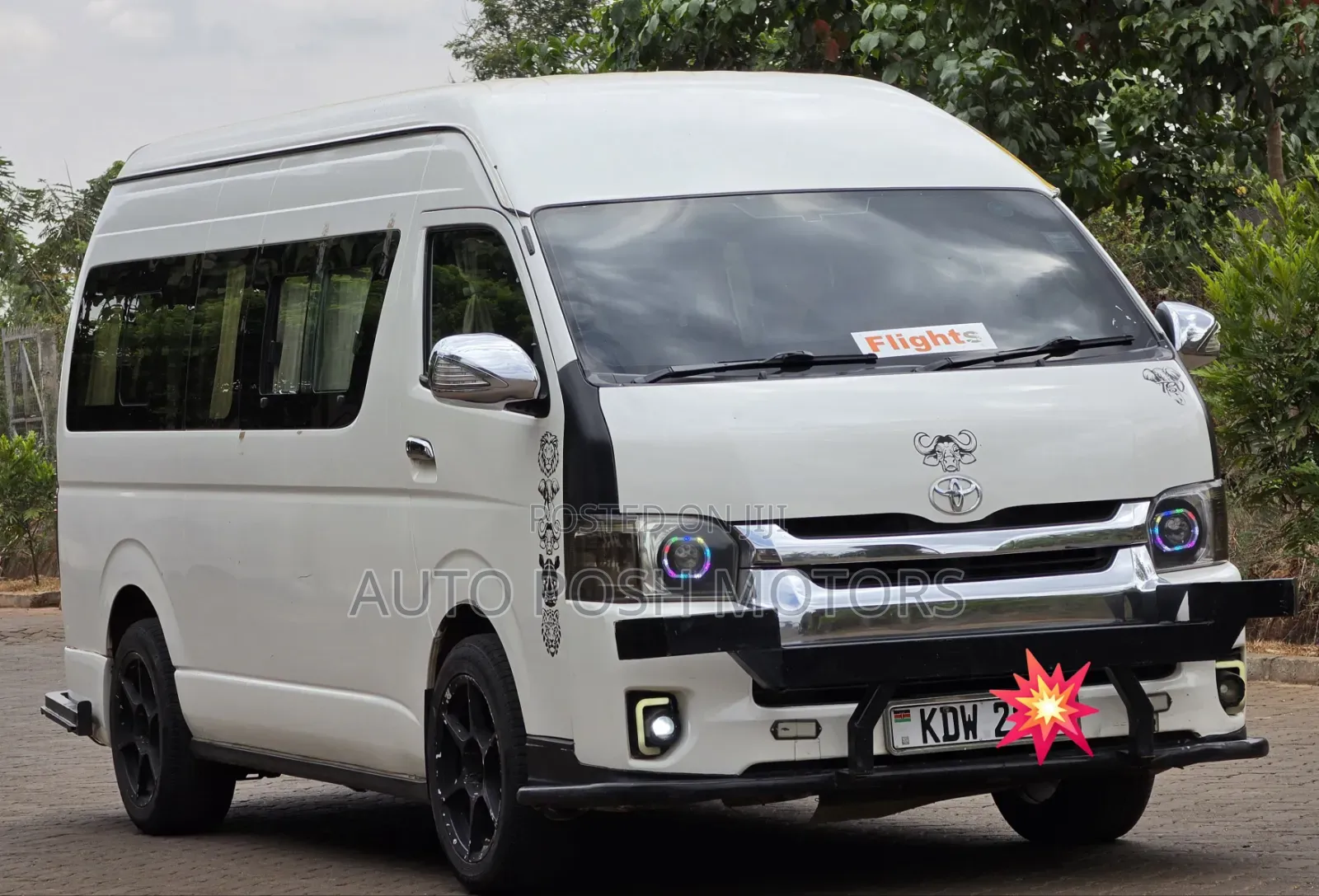 Toyota HiAce 2018 White