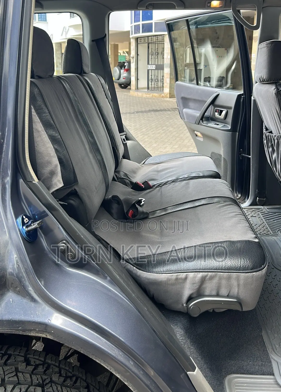 Mitsubishi Pajero 2004 Gray