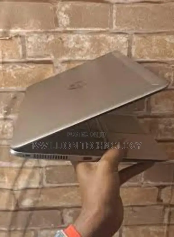 Laptop HP EliteBook Folio 1040 G2 4GB Intel Core i5 SSD 128GB