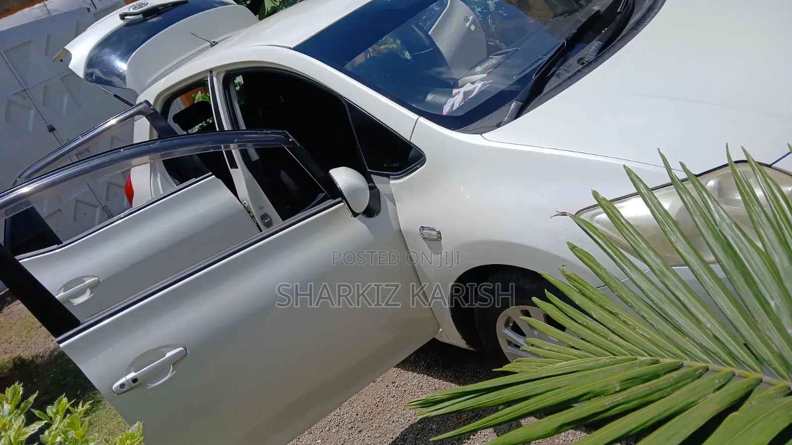 Toyota Auris 2009 White