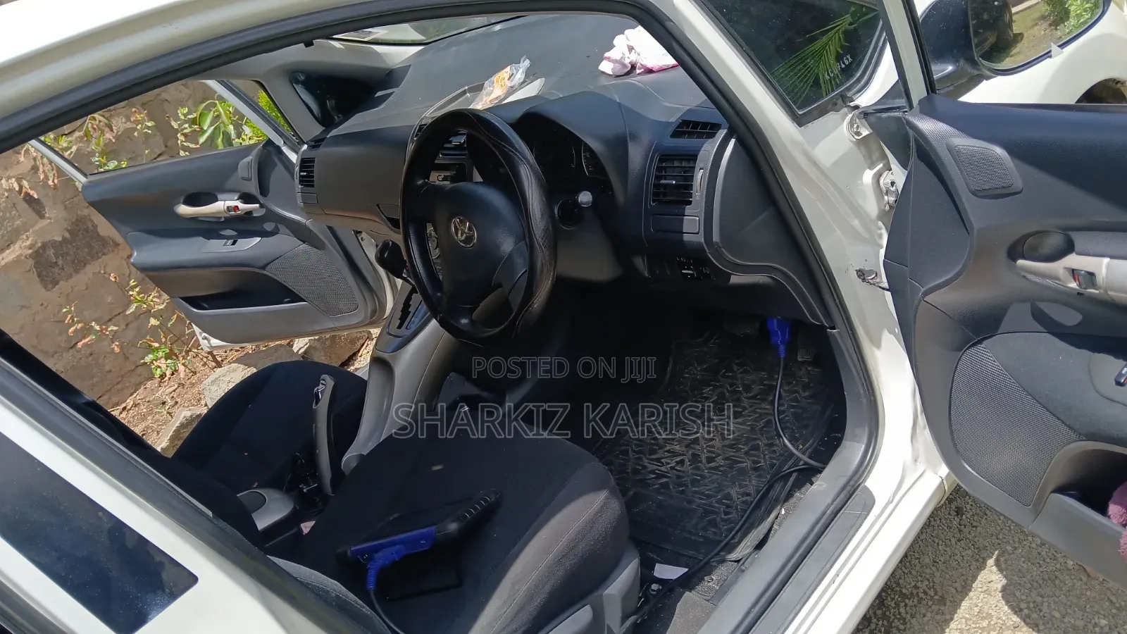 Toyota Auris 2009 White