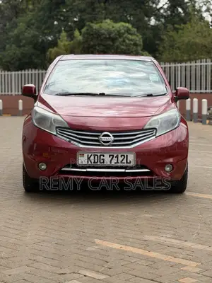 Nissan Note 2015 Maroon