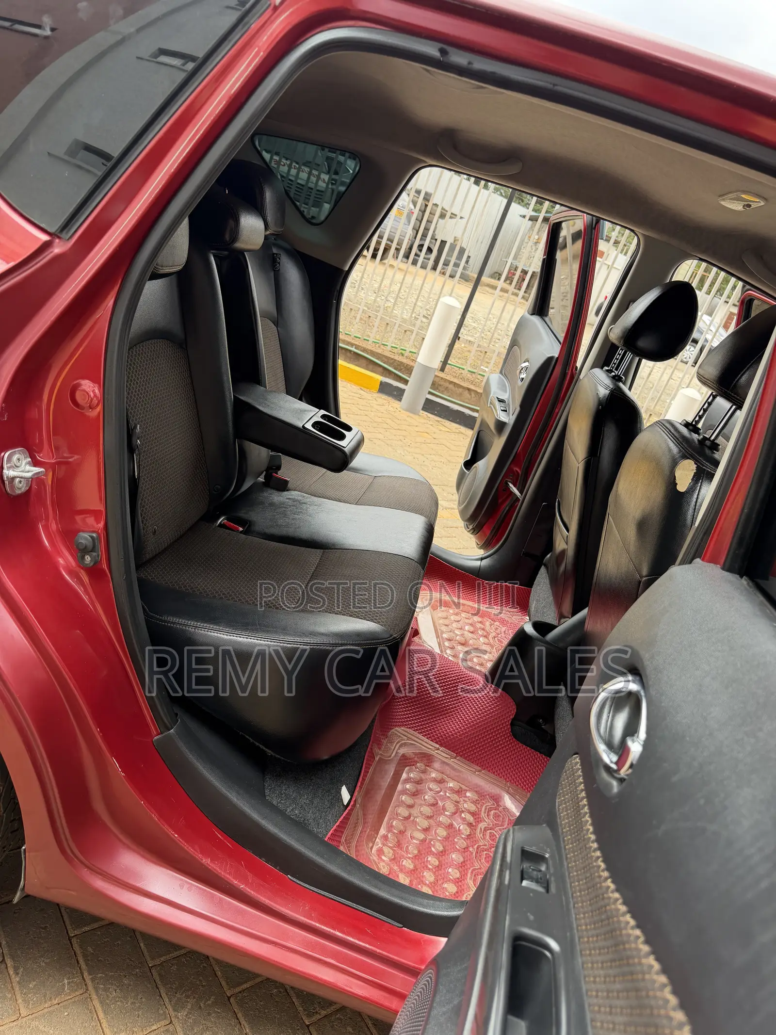 Nissan Note 2015 Maroon