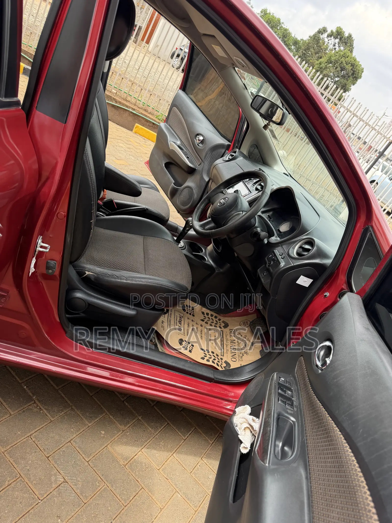 Nissan Note 2015 Maroon