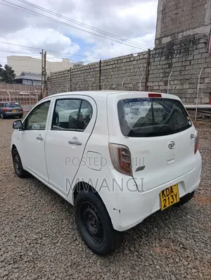 Daihatsu Mira 2013 White