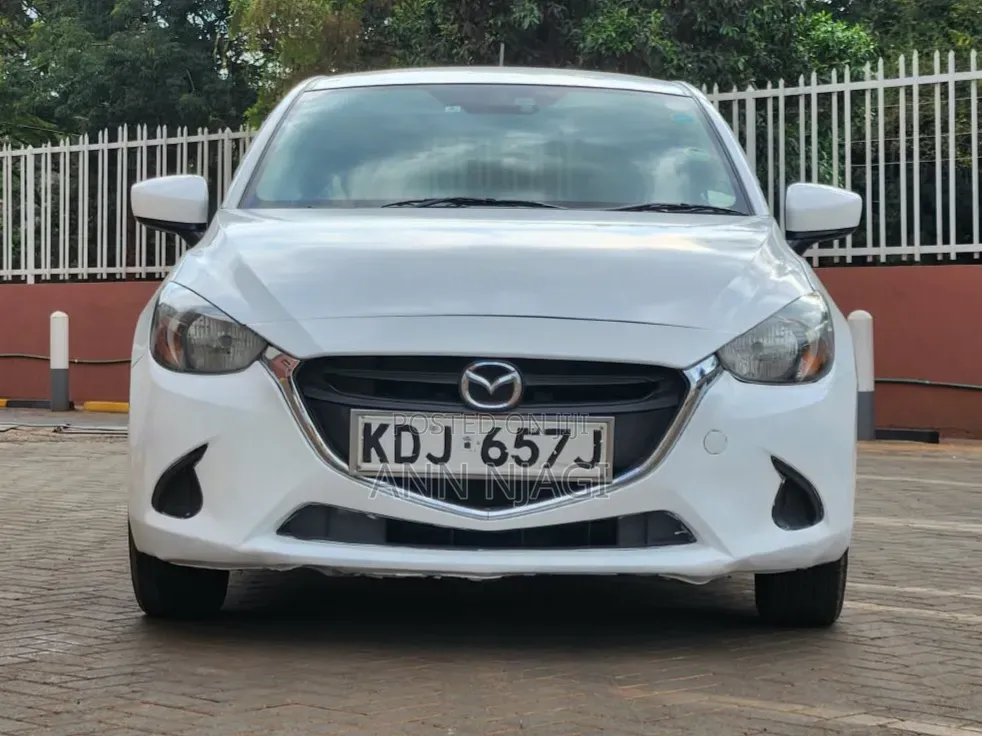 Mazda Demio 2016 White