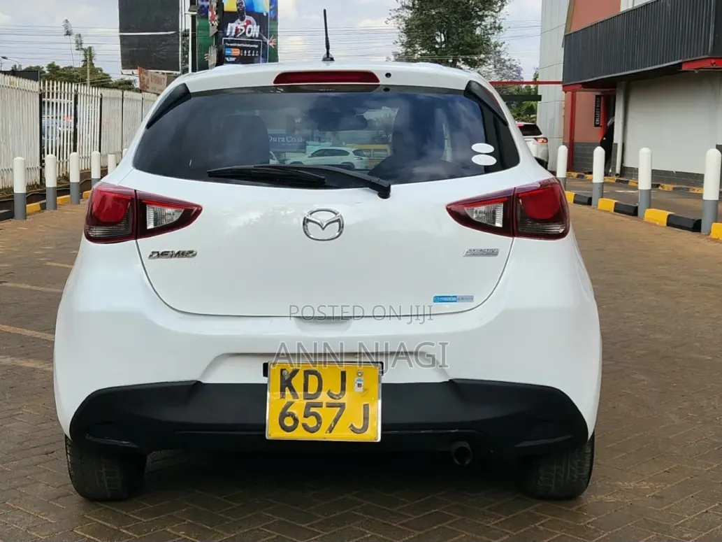 Mazda Demio 2016 White