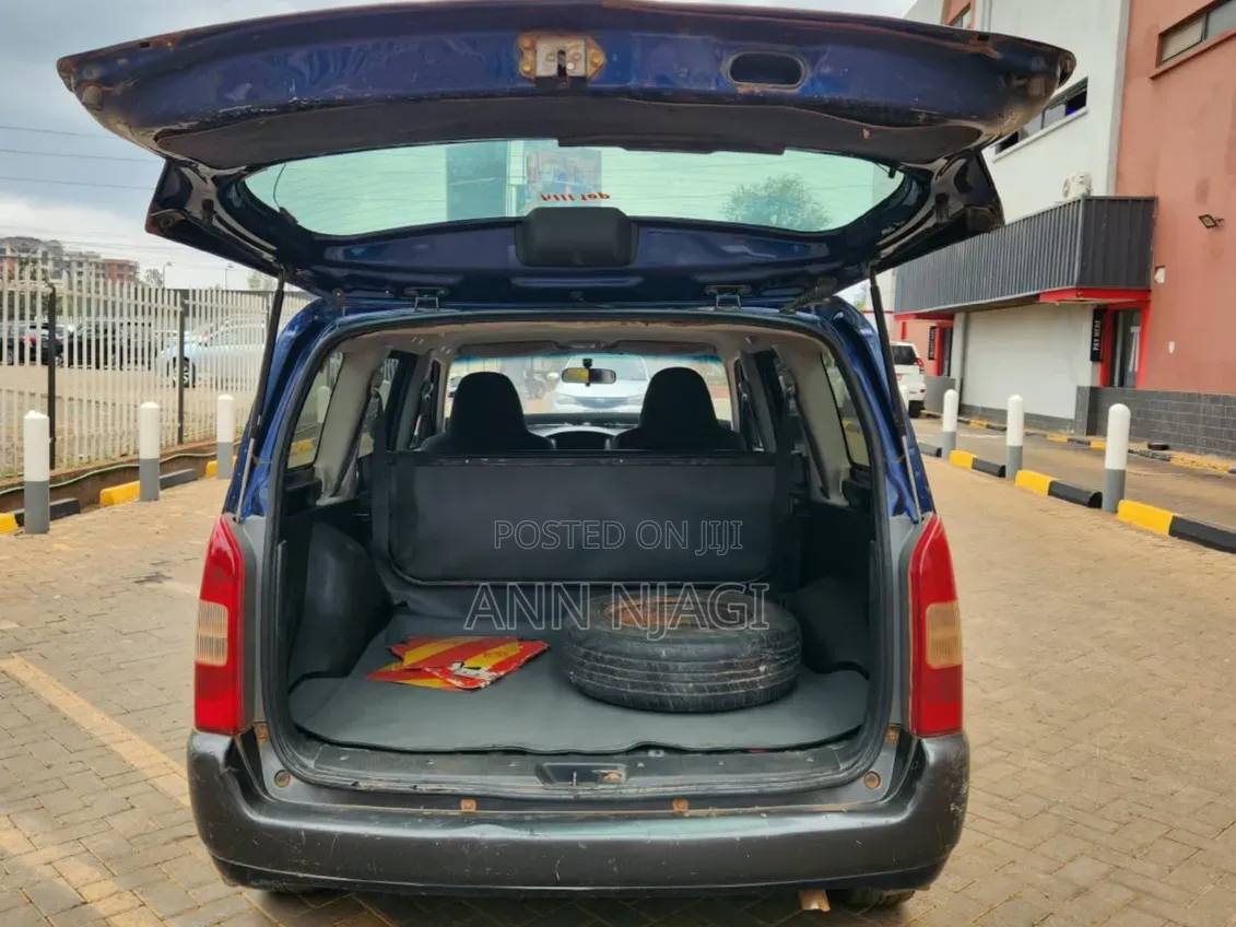 Toyota Probox 2012 Blue
