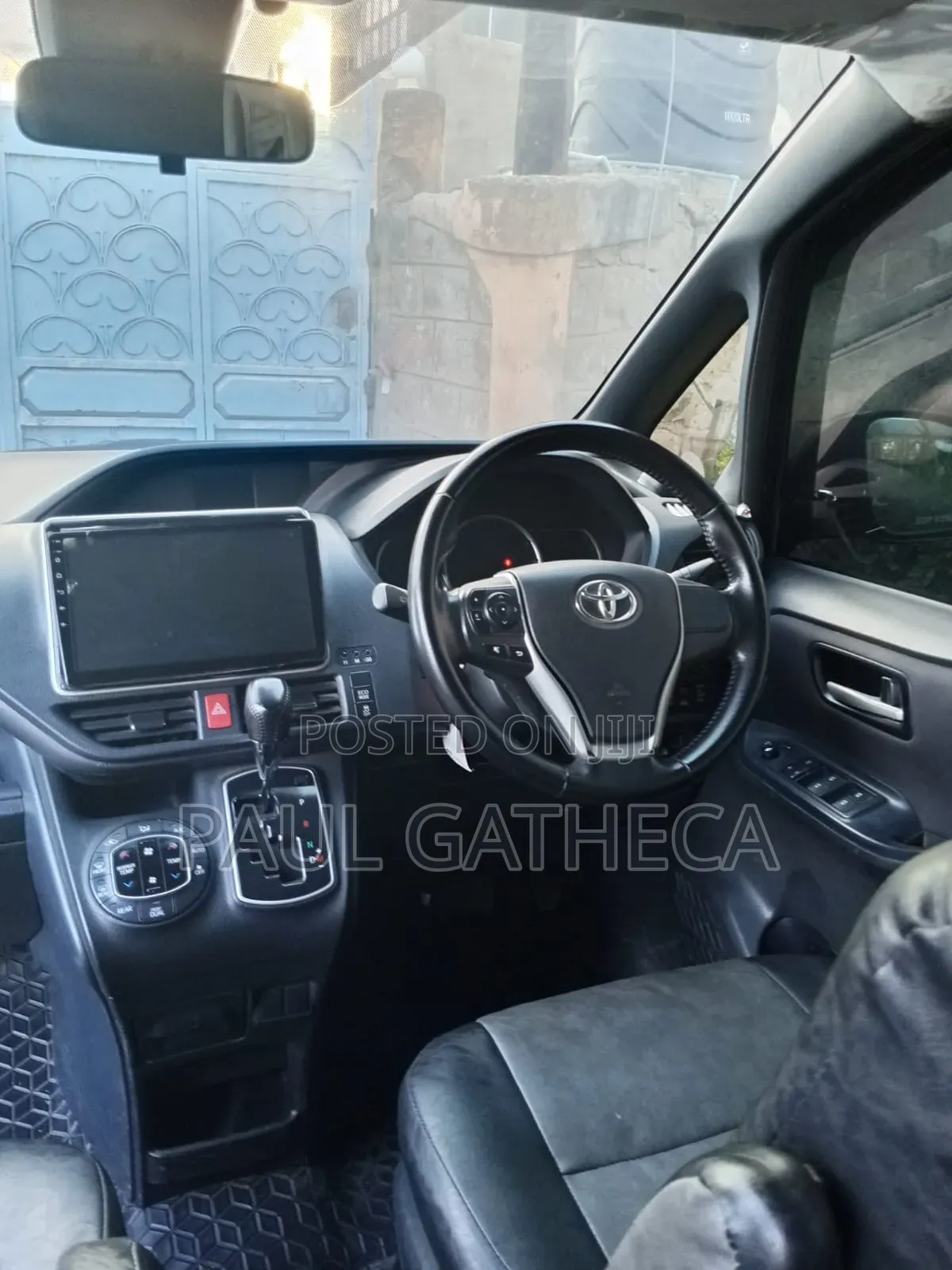 Toyota Voxy 2016 Black