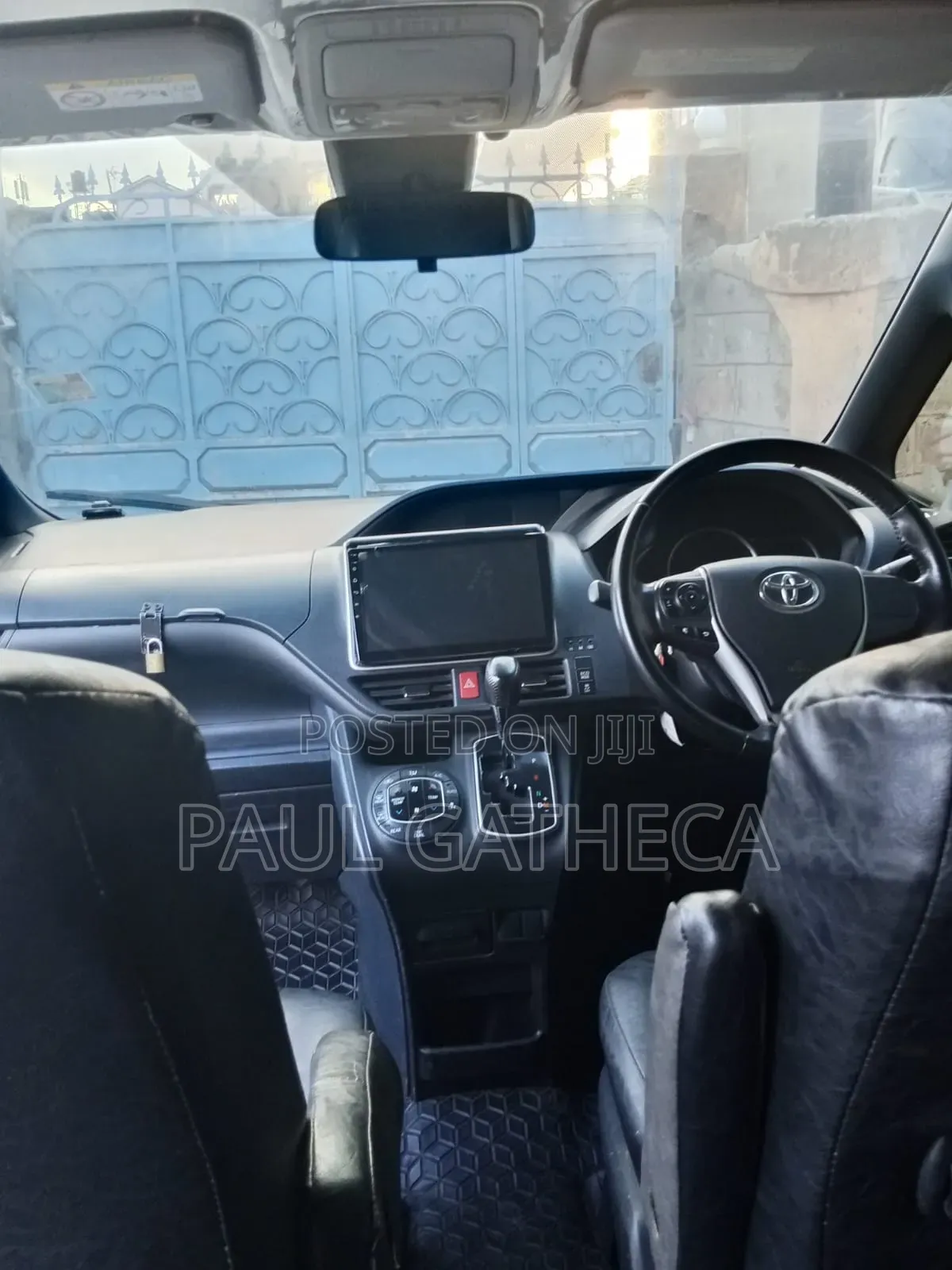 Toyota Voxy 2016 Black
