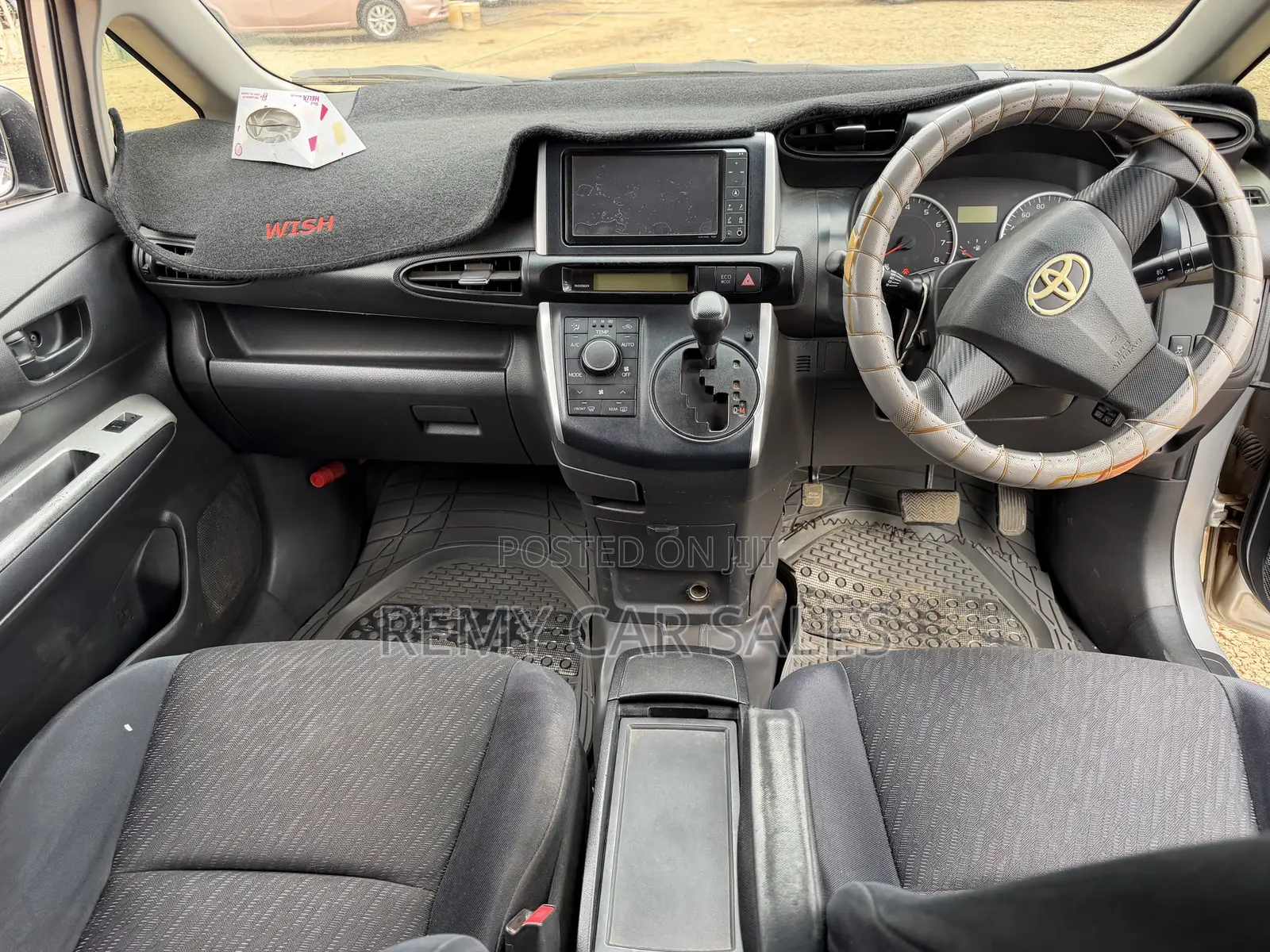 Toyota Wish 2011 Silver