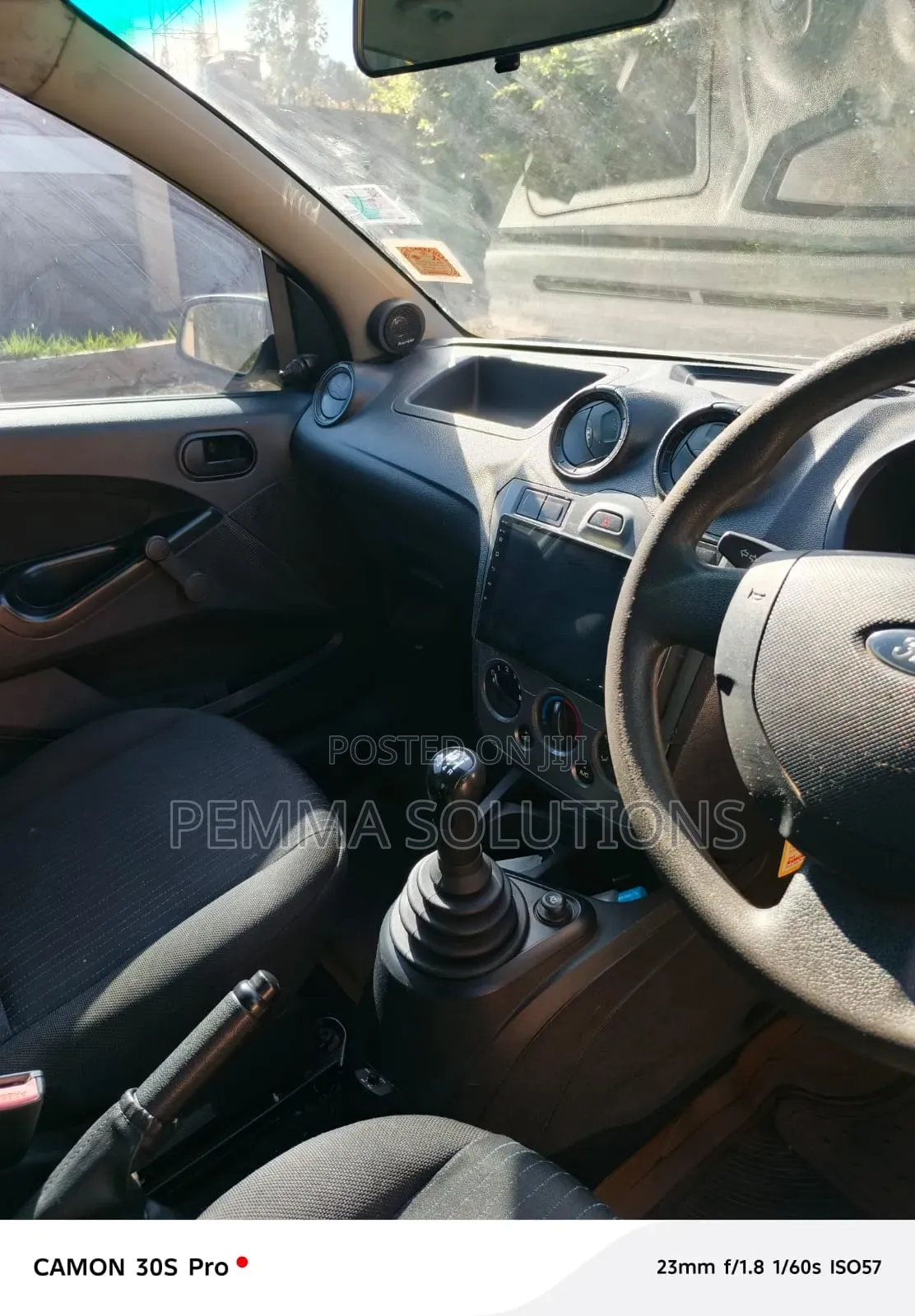 Ford Figo 2012 White