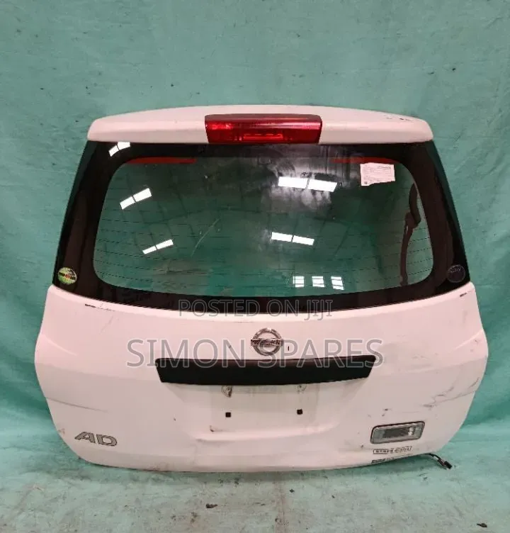 Tail GATE/boot NISSAN AD VY12 2012