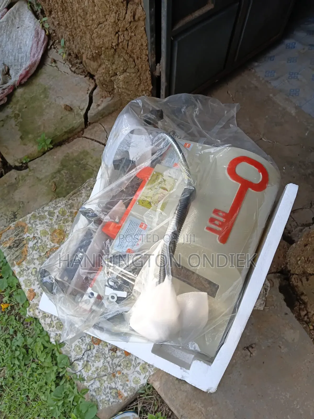Key Cutting Machine