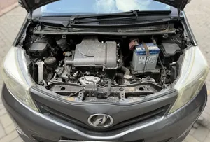 Toyota Vitz 2013 Gray