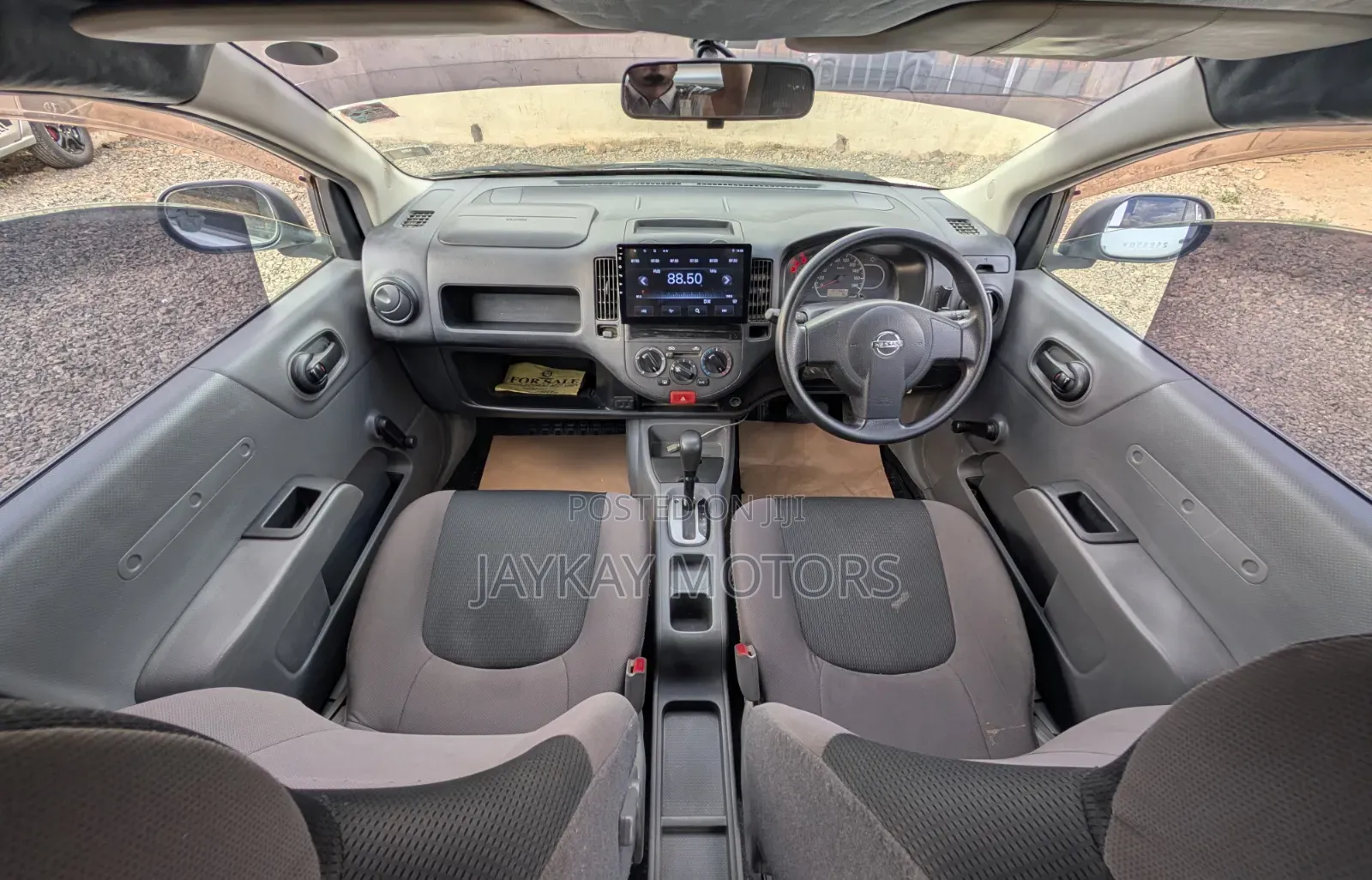 Nissan Advan 2014 White